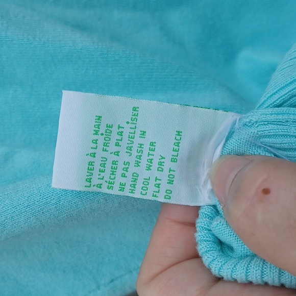 Point Zero summer sweater and SK Capris - Picture 9 of 12